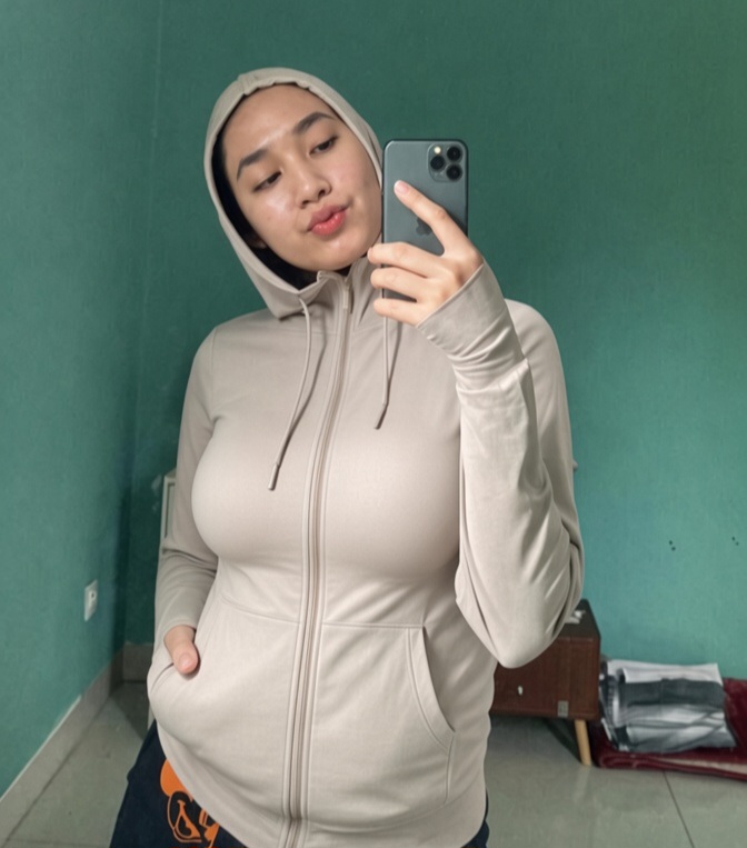 Putrimedina21's tweet photo. Temenin joging yuk https://t.co/cH2q9qZ3Kv