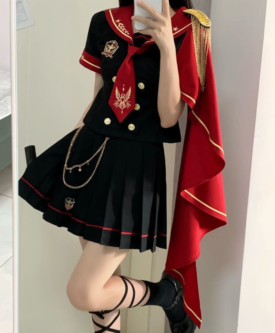 Maidens_Reve's tweet photo. 💕Maiden's Rêve プレゼントキャンペーン°˖✧
🎁星章のインペリアル軍服セーラーセットアップ🎁　💗アイテム詳細はリプ欄へ💗

🎀参加条件🎀
@Maidens_Reveをフォロー＆リポスト
締切：11/26
❣希望サイズ・カラーをコメント／
引用リポストで当選率UP❣ https://t.co/yLdfCZ6LlR