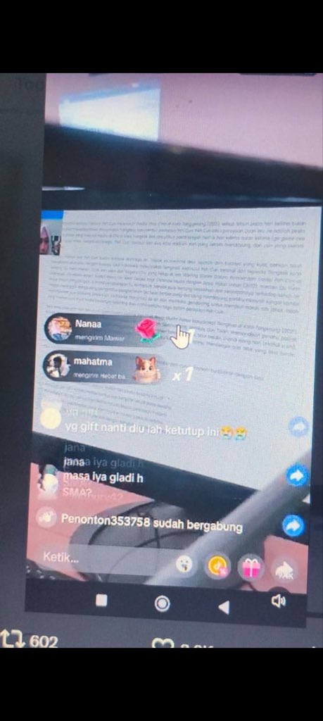 ciahahayuw's tweet photo. generasi gblok tka malah live tiktok https://t.co/XayCU32x0E