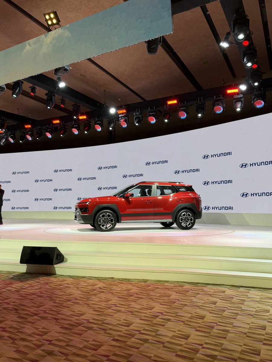 hormazdsorabjee's tweet photo. Hyundai Bayon launched at Rs 9.9 lakh. Goes head on with the Victoris. https://t.co/GFv9M6EIiR
