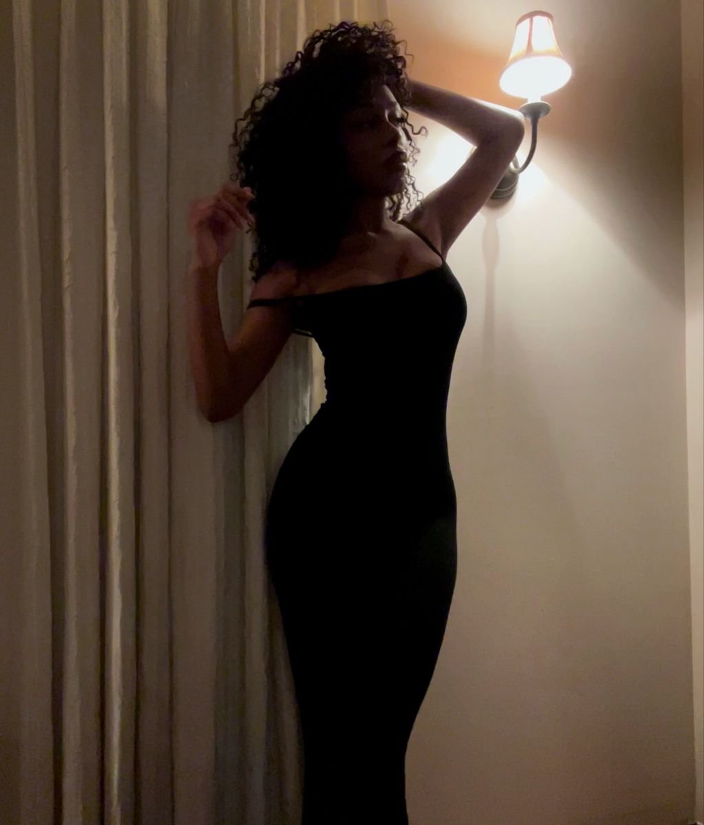 TheToxicBatman's tweet photo. How To Have a PERFECT First DATE:

1. Show up a few minutes late https://t.co/0NGEpst9GF
