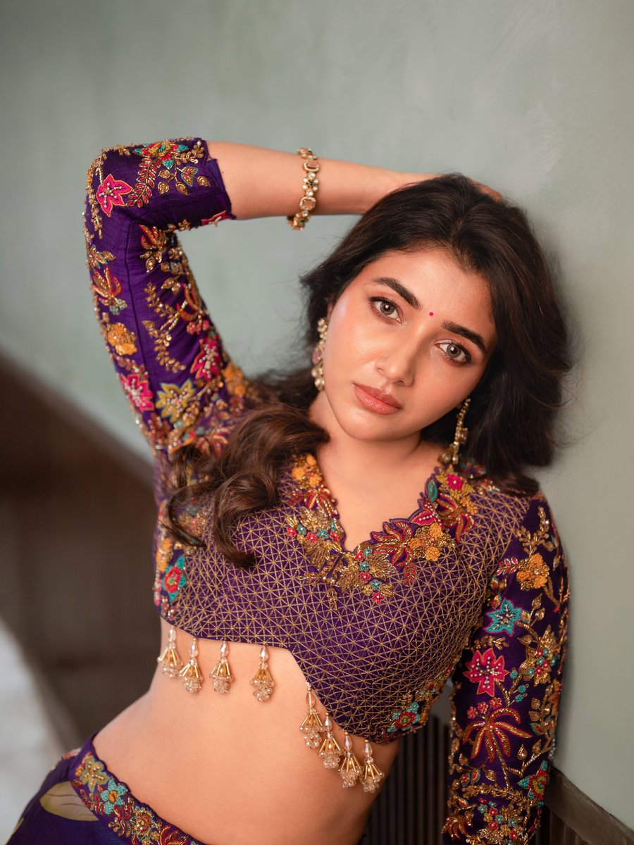 FilmsNActors's tweet photo. Mirnaa https://t.co/nwJFEBVhui