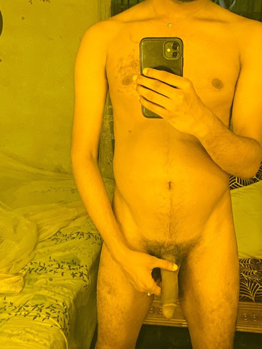 Devillo7yf's tweet photo. Cute sexy boy 🔥🍌 https://t.co/N3Zarp4gwM