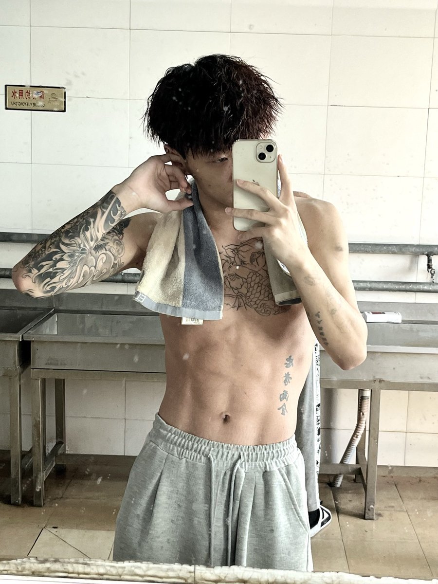 Xggtoz's tweet photo. 东北女生都在哪 https://t.co/RYK9m3ia8y