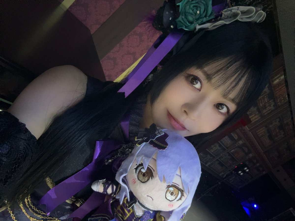 aibaaiai's tweet photo. 友希那、お誕生日おめでとう！
あなたと歩き始めて、10年。
共に観てきた景色も、重ねてきた想いも、
私にとってかけがえのない宝物です。
これからも、あなたと、みんなと。
まだ見ぬ最高の景色を、一緒に観にいこうね🌹
#湊友希那生誕祭2026
#湊友希那誕生祭2026 https://t.co/BNyJgXo3KZ