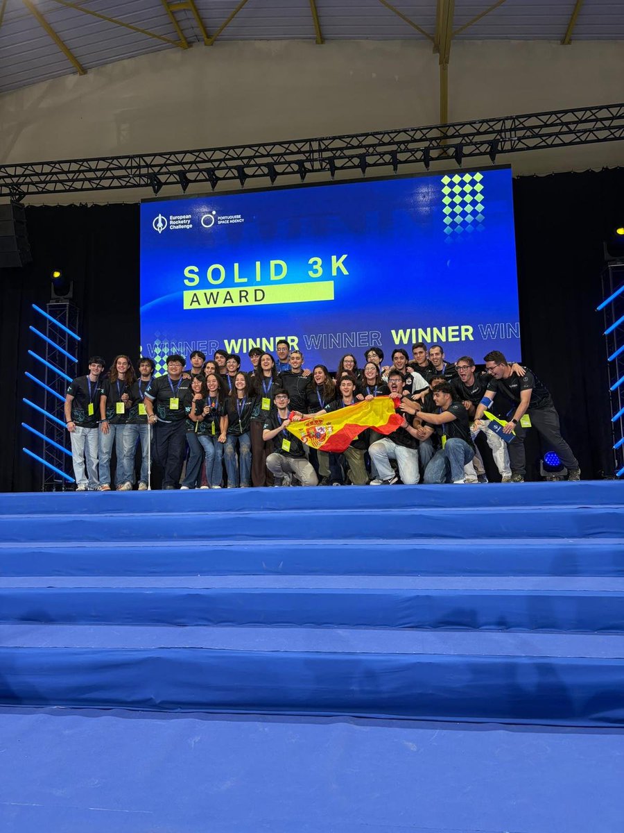 aee_gob's tweet photo. 🏆 ¡Enhorabuena a @LEEM_UPM por conquistar el Premio de Vuelo Sólido 3K en el #EuRoC26! 🇪🇸🚀

​Un reconocimiento al talento, dedicación y rigor técnico de los estudiantes de la @La_UPM en el #EuRoC26 organizado por @portugalspace

​¡Orgullo de cantera aeroespacial! 👏✨ https://t.co/NLgtPGlu5H