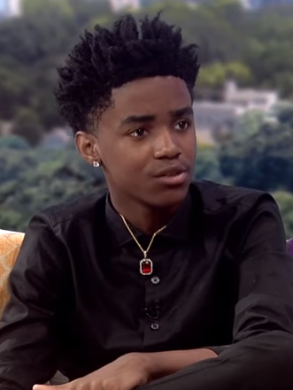 StripMarvel's tweet photo. Dicen que quieren un actor afroamericano, pillaría a Myles Truitt, de 24 años, el que está grabando el biopic de Vinicius xD 
https://t.co/CITPnJ05uA https://t.co/AYLN0iCAYS