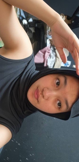 literavlly's tweet photo. inikan yg lgi rame

https://t.co/mZI2UrzxQQ https://t.co/5EU6MktNiq