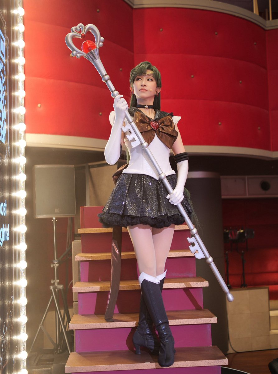 juriii_511's tweet photo. #美少女戦士セーラームーン 
-ShiningTheater ShinagawaTokyo-

本日からTeam Silver Moon週が始まりました。
2公演、ご来場誠にありがとうございました
🌙✨
皆様にお会いでき、嬉しかったです...♡

今日から冥王せつなBIRTHDAY WEEKが始まりました🎂✨
うちわやグッズなど見えておりましたよ😳
愛を感じました。。
バースデーウィーク1日目、なんだか照れながらも幸せな気持ちになりました...☺️
皆様、ありがとうございます🤎

明日も2公演、ご来場心よりお待ちしております🤎🗝️

Team Silver Moon Week kicked off today.
Thank you so much for coming to both shows!
🌙✨
It was so nice to see you all...♡

Today marks the start of Setsuna Meio’s BIRTHDAY WEEK 🎂✨
I could see your fans and merchandise in the audience 😳
I could really feel your love...
On the first day of my birthday week, I felt a bit shy but also really happy...☺️
Thank you all so much 🤎

We have two more shows tomorrow, and we sincerely look forward to seeing you there 🤎🗝️

#prettyguardiansailormoonshiningtheater #shiningtheater 
#シャイニングシアター