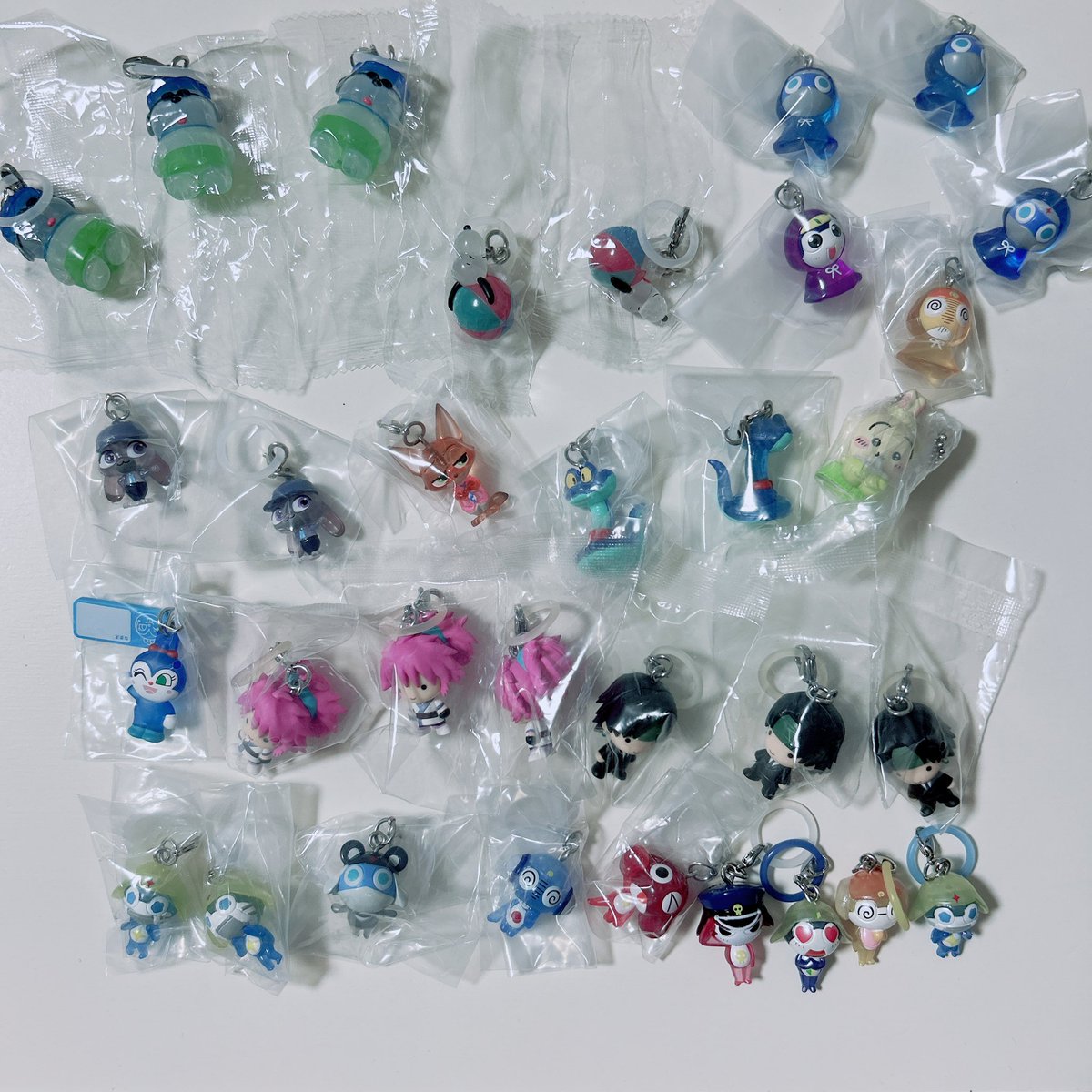 011xr's tweet photo. めじるしアクセサリー　譲渡　交換　買取
　サンリオ　ガチャガチャ　ちいかわ
譲　1〜4枚目 / 買取

求　定価＋送料＋梱包費（〜50円）＋手数料 / 5枚目　ワンピース

アプリ通し優先>paypayマネー、振込>都内手渡し https://t.co/QXkPcylcyj