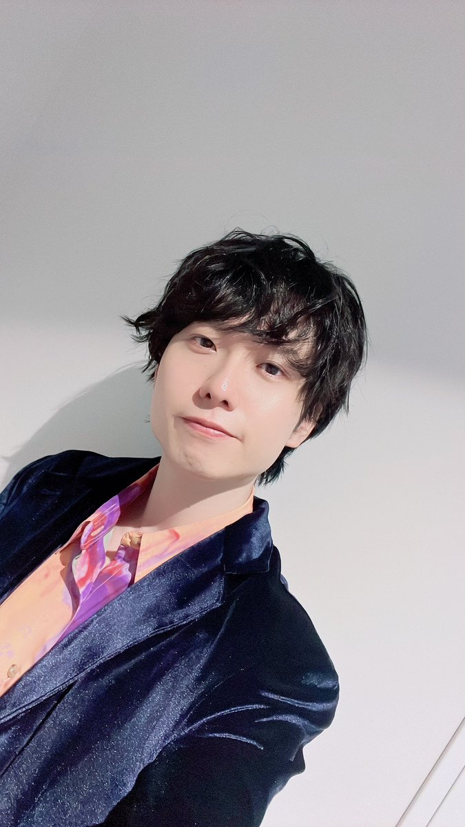 taichi_1104's tweet photo. 【#kiramune】
改めてありがとうございました！
素敵で貴重な時間でした😌
大阪公演もぜひ‼️
Aチームはもちろん！
僕から榊原くんに変わったBチームも、
めちゃ楽しめると思います✨

神谷さん、桑島さん、草野で📸
写真撮っていただきありがとうございました🙇
#READINGLIVE #PhantomBeauty https://t.co/yZbqSX3QOZ