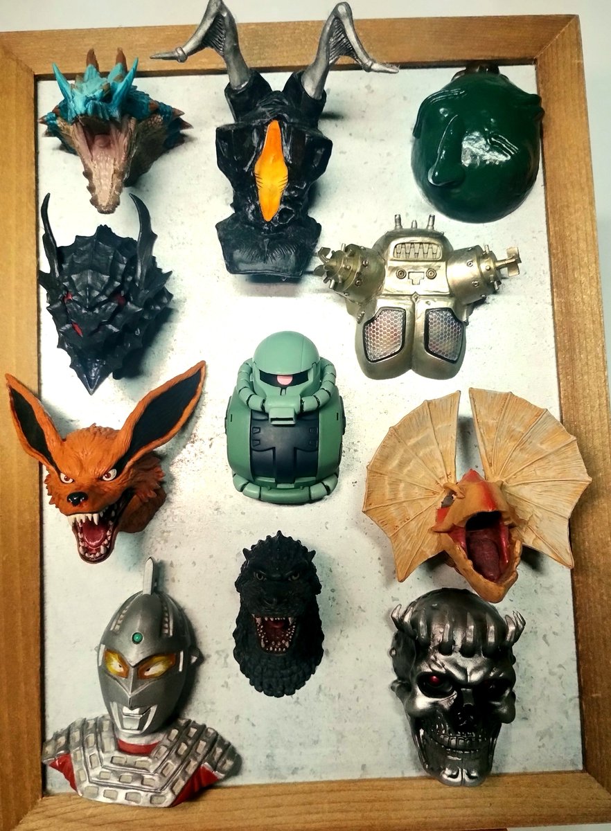 10en_tarihen's tweet photo. 【一番くじ　機動戦士ガンダム＆ベルセルク　ヘッドマグネット賞】

毎度集めてる奴のザクに狂戦士の甲冑、髑髏の騎士にベヘリット💀

兎にも角にも狂戦士の甲冑ガッツがカッコ良すぎる⚔️

ザクも実家のような安心感が最高、良い感じにジャンルごちゃってきた🫠

#一番くじ
#ガンダム
#ベルセルク https://t.co/GR7NmrOInl