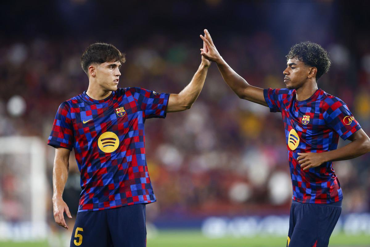 BarcaUniversal's tweet photo. 🚨 JUST IN: Pau Cubarsí will not travel to London despite being nominated for the Ballon d'Or.

He needs to rest and disconnect. He finished El Clásico with a fever.

— @COPE https://t.co/q20bq0t2Px