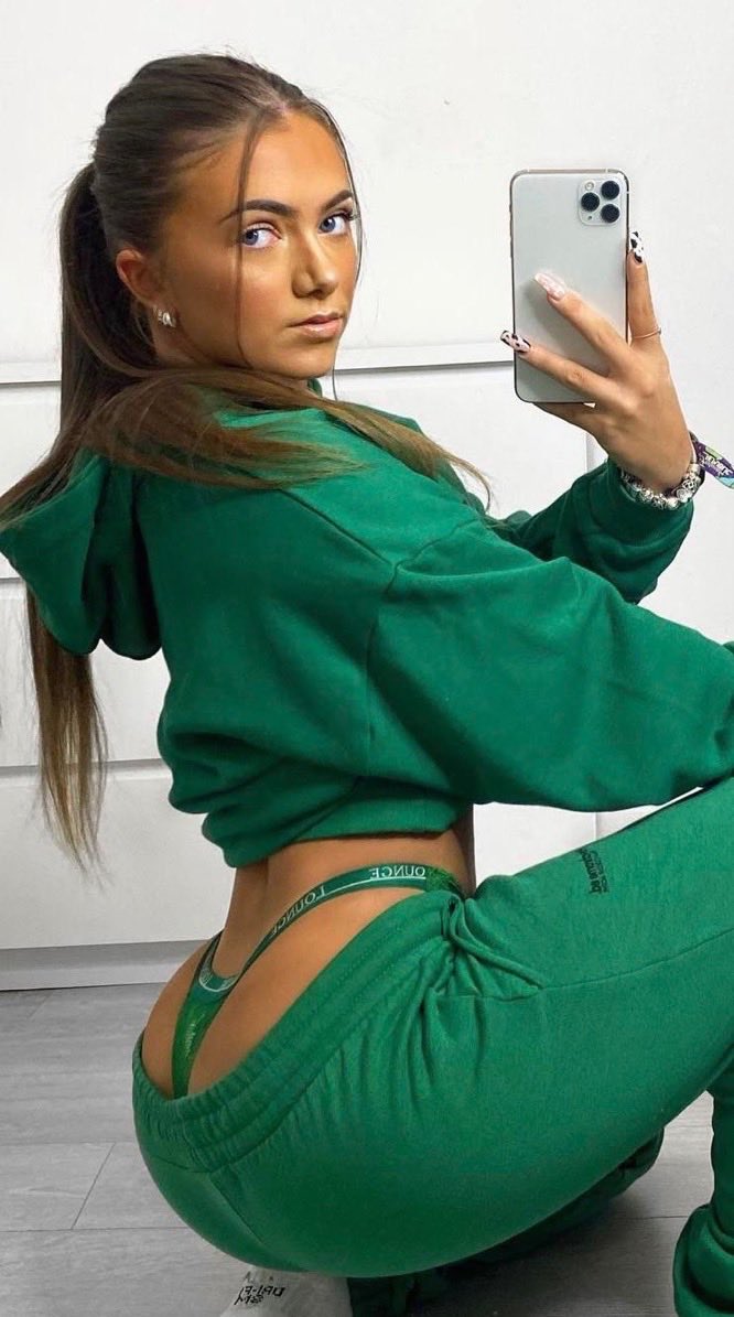 goon_addict578's tweet photo. Anyone else coked out and up for a chat? Feeling horny and filthy minded and need to be cum #phonewank #wankchat #chavs #sluts #bigtits #nolimits #step #bi #dmme https://t.co/xJVPdPPdJT