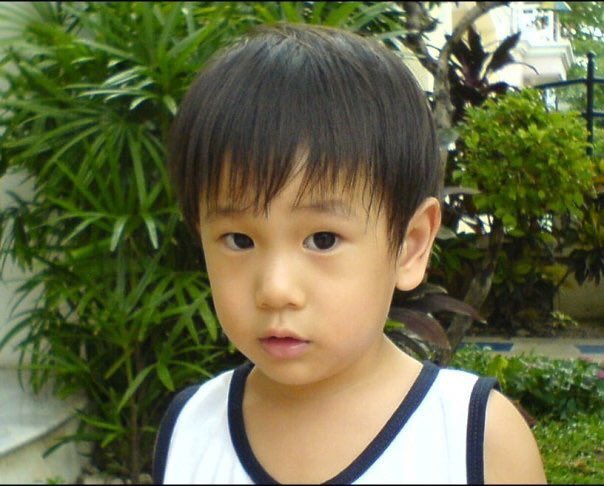 chouxcheese's tweet photo. ภูวินตอนเด็กหน้าตาเหมือนเพิ่มพูนมาก5555555555555555555555555555555555555555555555555 copy&amp;paste เลยปะเนี่ย https://t.co/xI6rIz0Um2