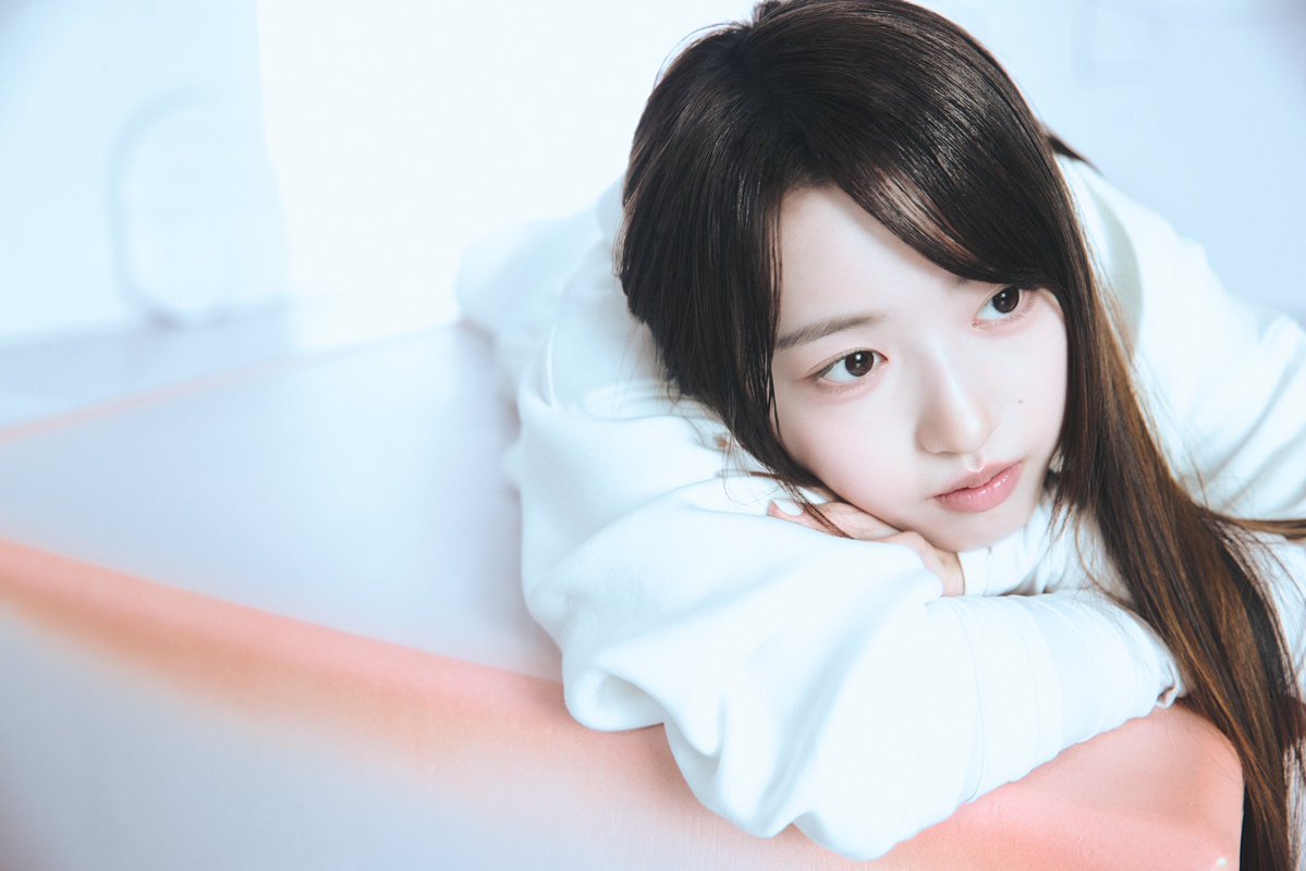 nrsowe's tweet photo. 울투라 측면 사진 ㅈㅉ아름다움 어딜봐도예뽀니들..♡ https://t.co/TKBraXR9z5