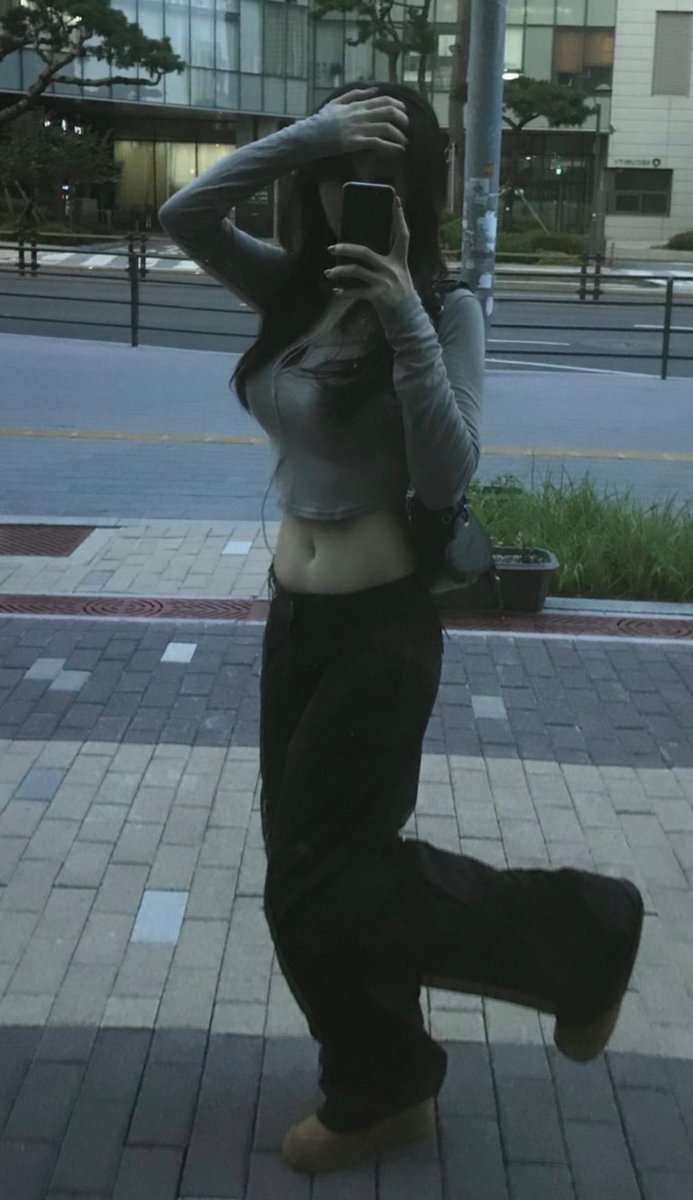 sukphituk's tweet photo. 冬服ほしい(^^♪

#いいねでDM
#彼氏募集中 https://t.co/MghdzYDSeS