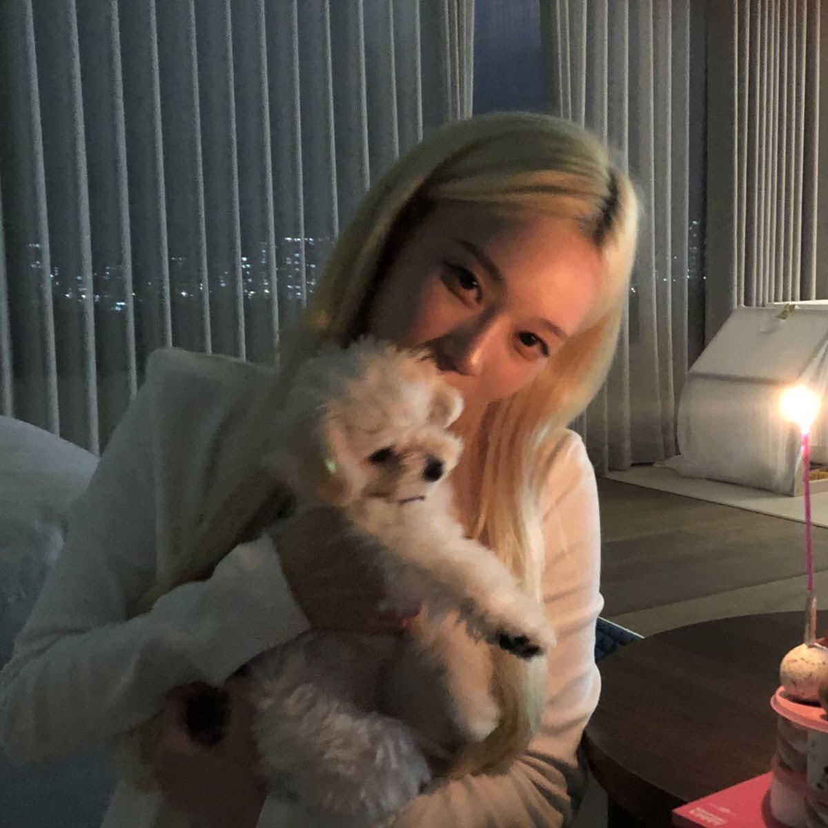 chaenglovesus's tweet photo. aespa pet moms 🫂 https://t.co/zRZuZwVzew