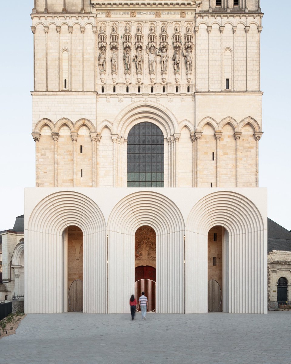 parametricarch's tweet photo. ⛪️ Saint-Maurice Cathedral Forecourt by Kengo Kuma in Angers, France https://t.co/9xjobdjtLX
