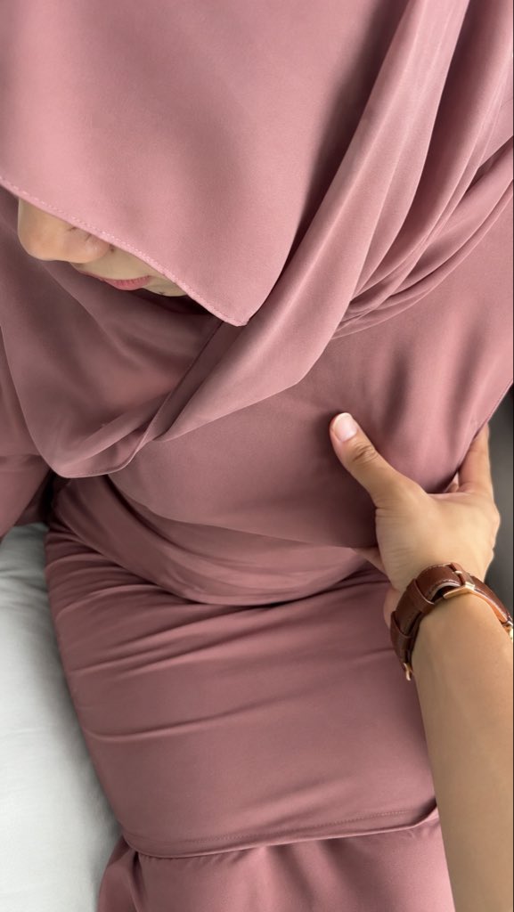 anggileontine's tweet photo. ukhti malu malu akhirnya jadi paling galak

https://t.co/EvHpqC7WAr https://t.co/VehDcclCMz