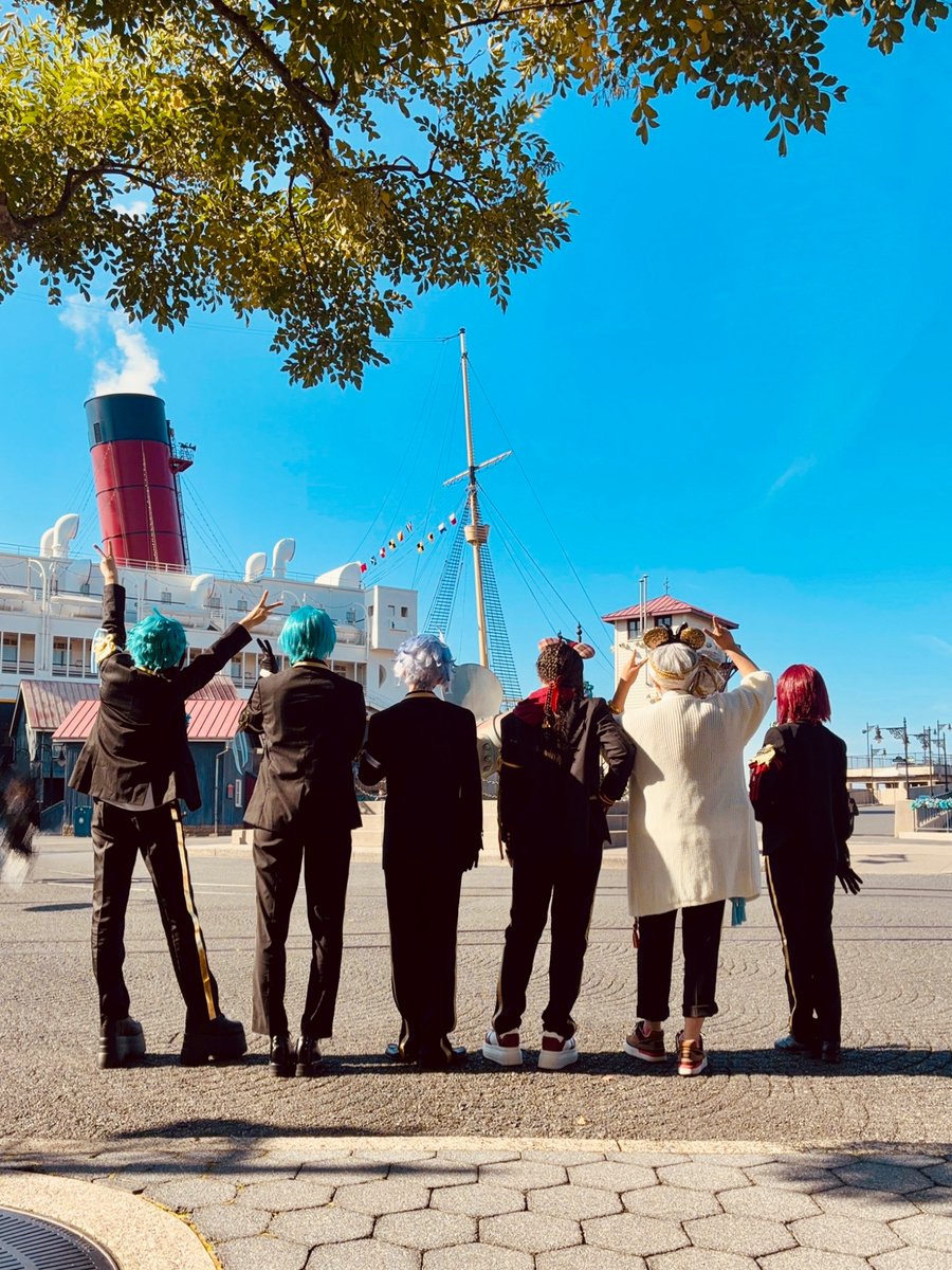 Ed8Xf8's tweet photo. 20261017
超絶大遅刻アウパ報告
オクタ・スカラ・🌹で
🌊にて修学旅行でした✨✨
大天才ビジュのお友達に囲まれて眼福&amp;寿命爆伸び🫪🫪🫪
一緒にお話し・写真撮影してくださった方々ありがとうございました🙌 https://t.co/bR17Cp6jZg