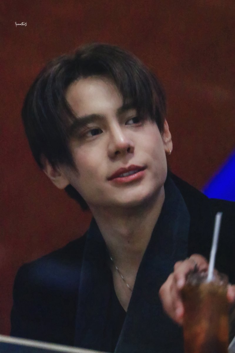 specialfang's tweet photo. 261026 พี่อาทิตย์ดิวะ ☀️❤️‍🔥

@artitbank #BankArtit  

 BANKARTIT AT AKALIKOHOTEL GALA NIGHT

 #BankartitXAKALIKOHOTEL https://t.co/nv2WVyzoGB