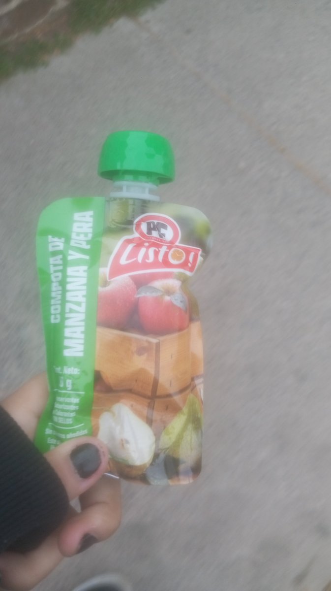 _emac1atedgiirl's tweet photo. MUTIIIS, LLEGUÉ TEMPRANO Y ME COMPRÉ UNA COMPOTA, SOY LA PERSONA MAS FELIZ FEL MUNDO https://t.co/hGblEVFywr