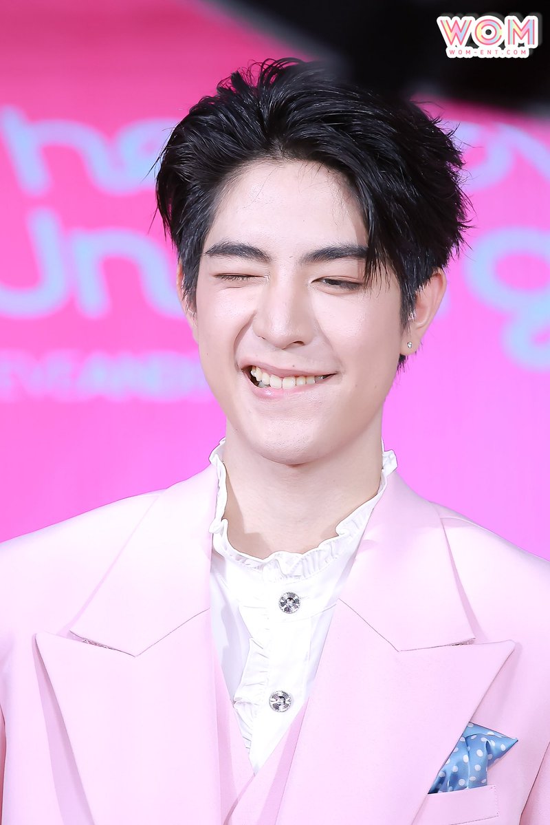WOMENTERTAIN's tweet photo. " ซี เดชชาติ " ในงาน EVEANDBOY The New Underground Siam Square One Grand Opening!

MizuMi X SEATALAY

#MizuMiwithSeaTalayxEveandboy
#sea_ta_lay
#EVEANDBOYTheUndergroundSiamSquare
#EVEANDBOY #EVEANDBOYSQ1 https://t.co/TtUyMAhus7