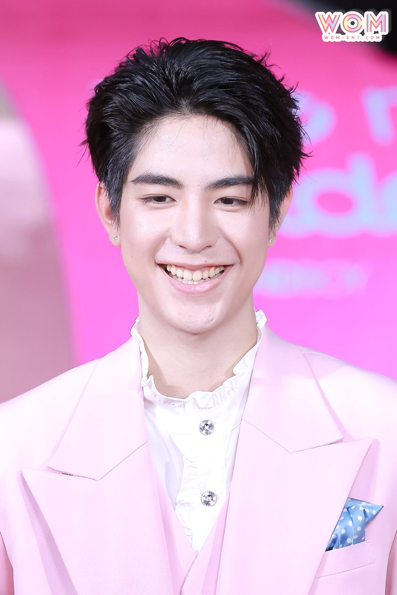WOMENTERTAIN's tweet photo. " ซี เดชชาติ " ในงาน EVEANDBOY The New Underground Siam Square One Grand Opening!

MizuMi X SEATALAY

#MizuMiwithSeaTalayxEveandboy
#sea_ta_lay
#EVEANDBOYTheUndergroundSiamSquare
#EVEANDBOY #EVEANDBOYSQ1 https://t.co/TtUyMAhus7