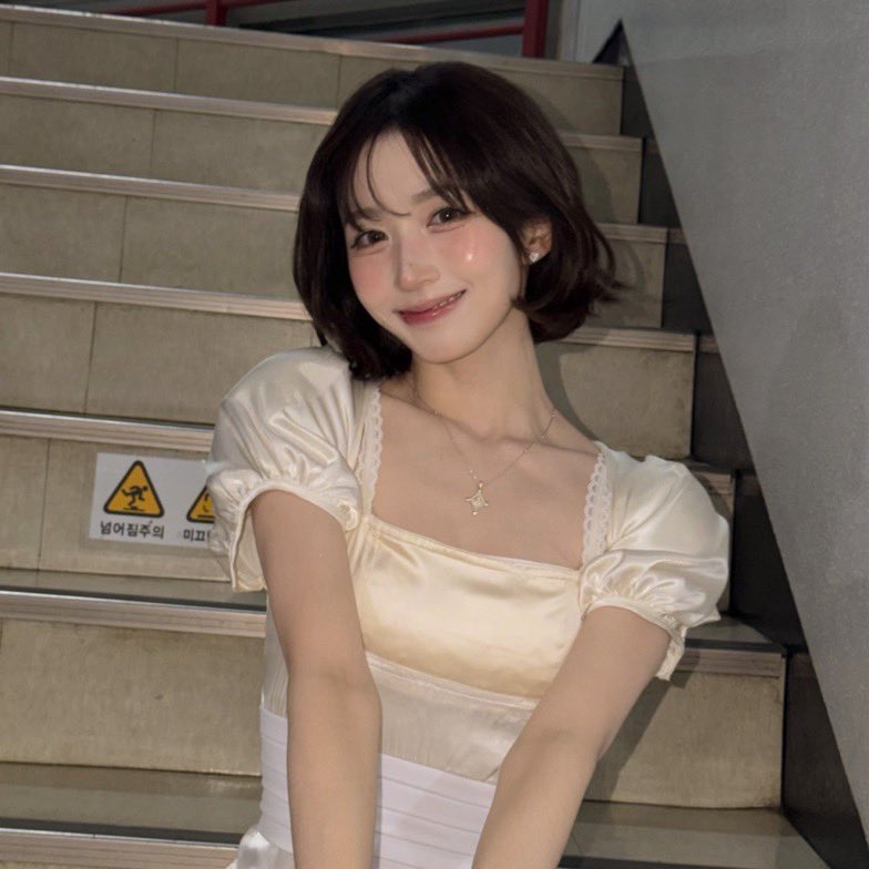 haemigxx's tweet photo. 나 이 분이 이제 좀 무섭다
장발 중단발 단발 다 잘어울리셔서…… https://t.co/53QPsSX4Nv