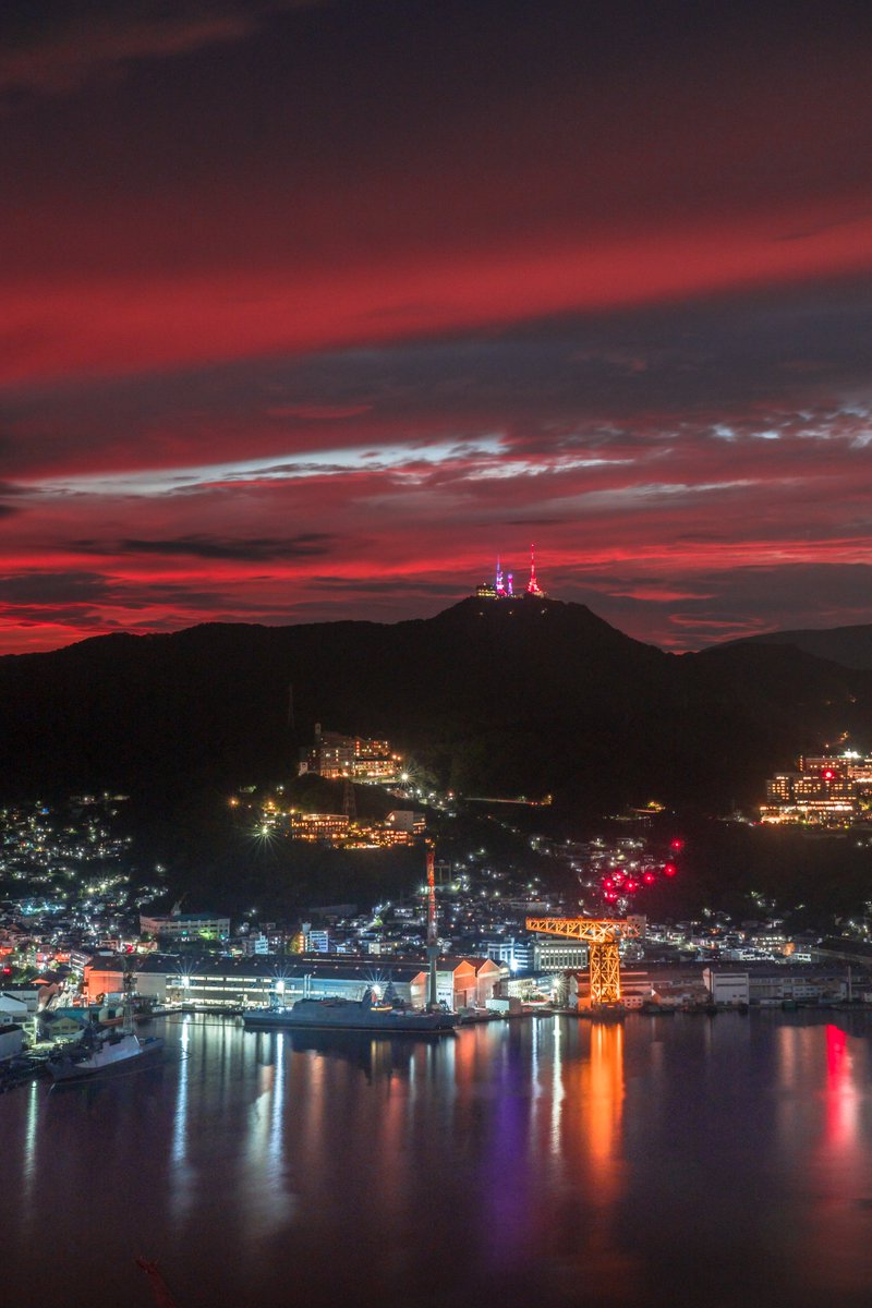 RnIl0GmXaS4l1dP's tweet photo. /／

稲佐山と深紅の空

\＼

@ 過去画像です
#長崎ブログーッ https://t.co/mngof4rSaW