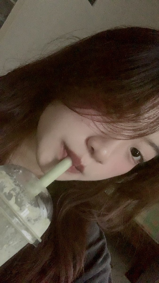 rchlheree's tweet photo. matcha frappe bestt🫶🏻🫶🏻 https://t.co/XJYzAtgJ6P