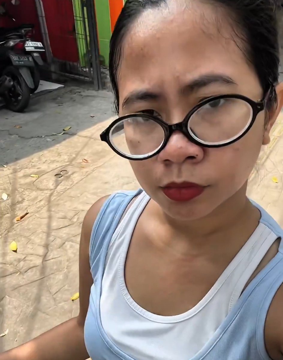 siklusbulan's tweet photo. Bentukan libtard di X rata2 ya macem Tyas dan Shifanist ini. Kumpulan org2 desperated, mentally unstable dan sampah kehidupan sosial.

Tipikalnya selalu: mocking agama, degrading pekerjaan, playvict. Kosakata terbatas incel, patriarki, misoganis, ableis, all men are... and so on. https://t.co/faaMkSC9xy