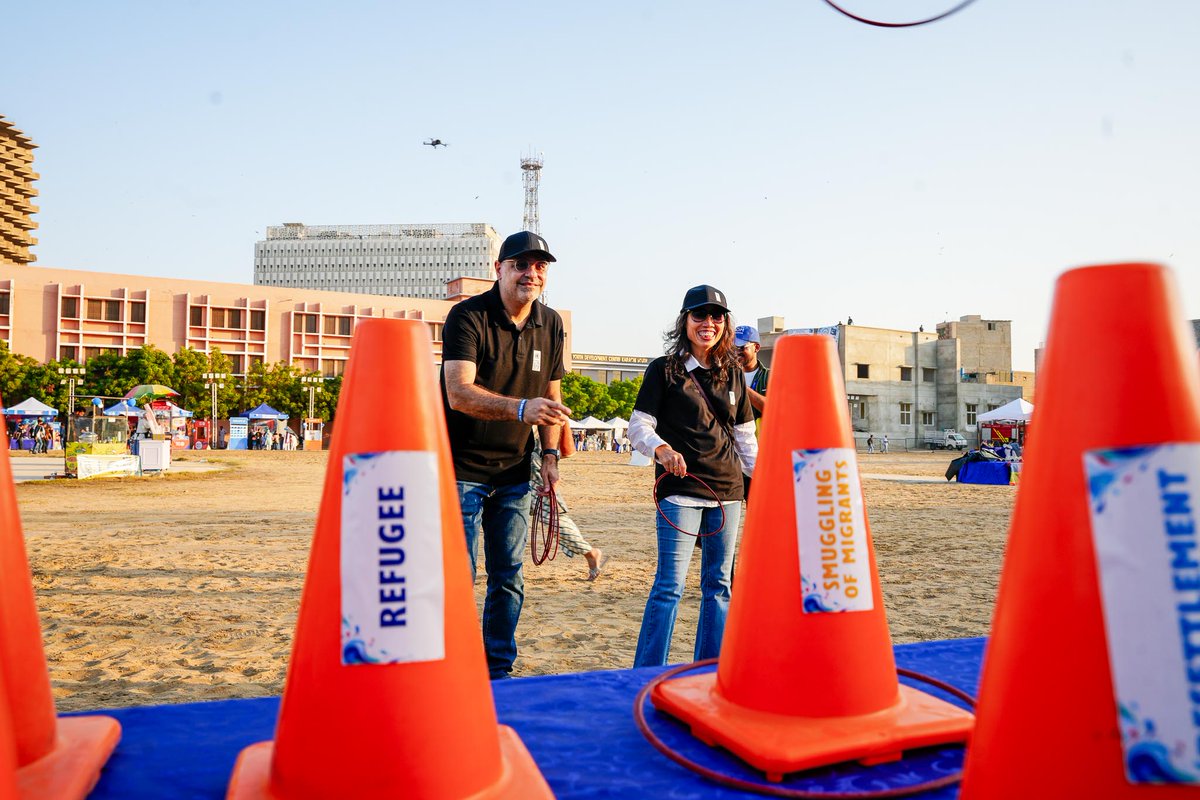 IOM_Pakistan's tweet photo. Karachi, you were amazing! 🇵🇰💙 

Thanks for visiting the IOM stall on UN Day, playing games, learning about migration, and sharing your stories with us. https://t.co/t2FGGCw6uW