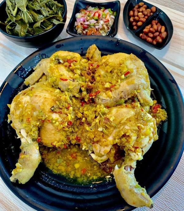 IshtarDivandra's tweet photo. ᅠ
ᅠ

❡ Senayan Residence 
     26 Oktober 2026 | 18.24 wib

Sesuka itu memang dengan yang namanya masak, dan sekarang ada seseorang yang selalu menemani buat menikmati sajian demi sajian yang selesai dibuat.

Yumyum!

ᅠ
ᅠ https://t.co/ADbUjyz6VA