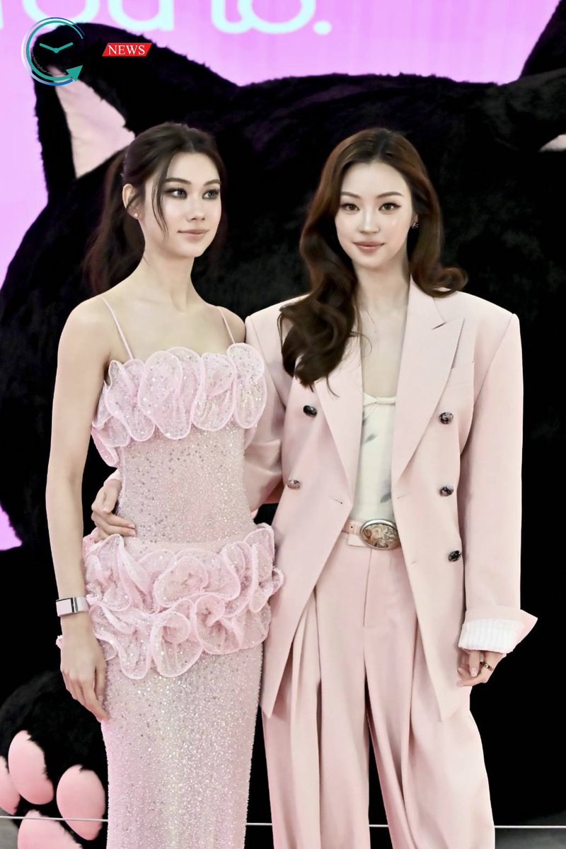 _24News_'s tweet photo. #ลีน่าหมิว วันนี้สวยมากๆๆๆ

LENAMIU AT EVEANDBOY SQ1
#EVEANDBOYSQ1xLENAMIU
#LenaMiu #ลีน่าหมิว
#Lalinalena #ลีน่าลลินา
#MiuNatsha #หมิวณัชชา
#EVEANDBOY #EVEANDBOYSQ1  #EVEANDBOYTheUndergroundSiamSquareOne https://t.co/AOMKa6IqJo