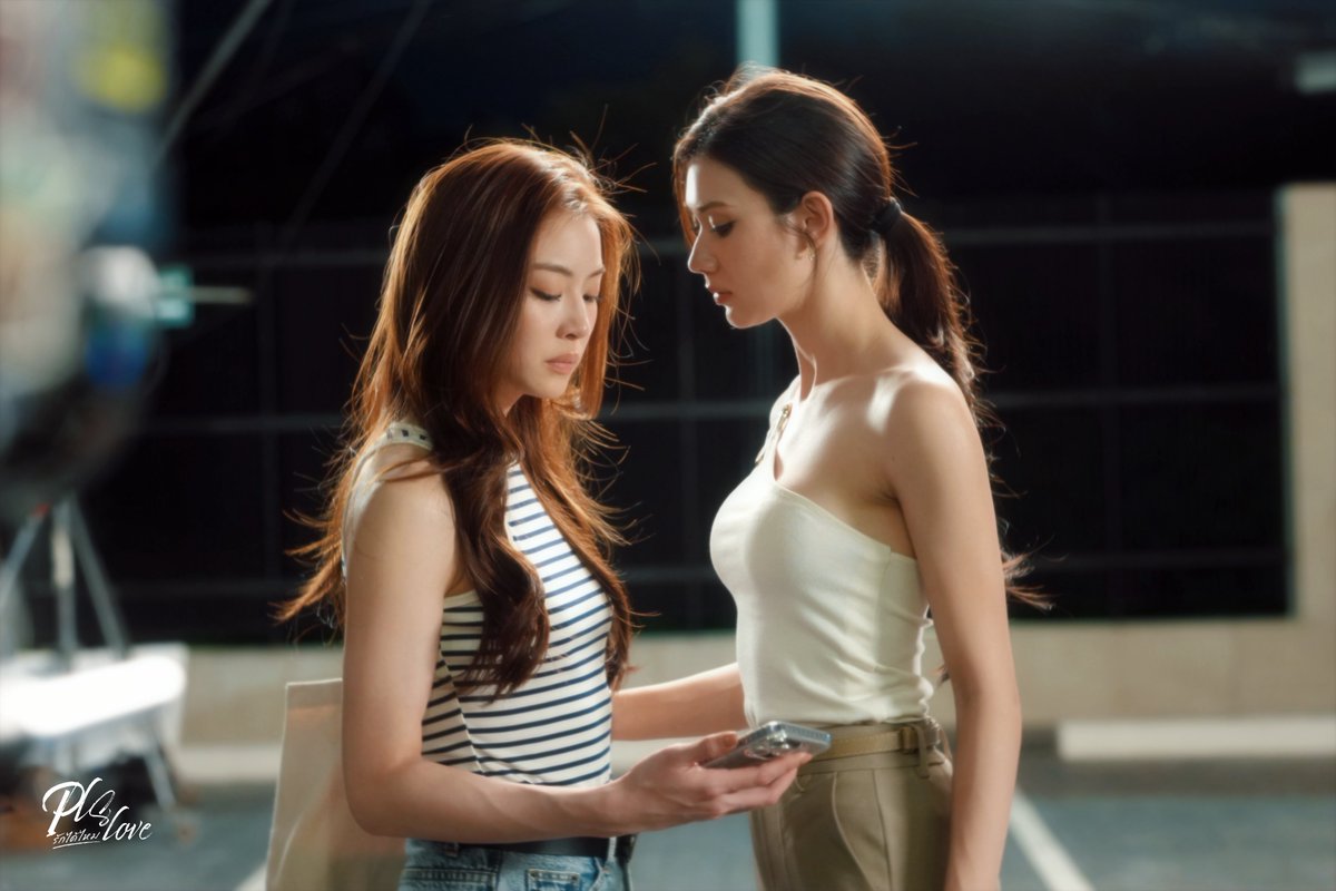 LenaMiu_CH3's tweet photo. #MemoryOfPlsLove EP2

คุณกำลังซื้อฉัน

#PlsLoveรักได้ไหม ตอนจบศุกร์นี้ 20:30 น.
ดูทีวีกด 33 ดูออนไลน์ที่ 3Plus
ย้อนหลัง 22.00น. | 3Plus Premium,  iQIYI 
#LenaMiu #ลีน่าหมิว https://t.co/016yjnuZG5