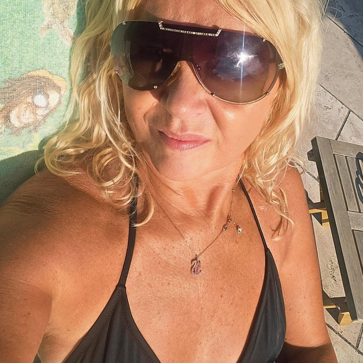 SimoneFlX's tweet photo. Force squirts out of me https://t.co/p3NWClitPV https://t.co/SpSzn6pw8c