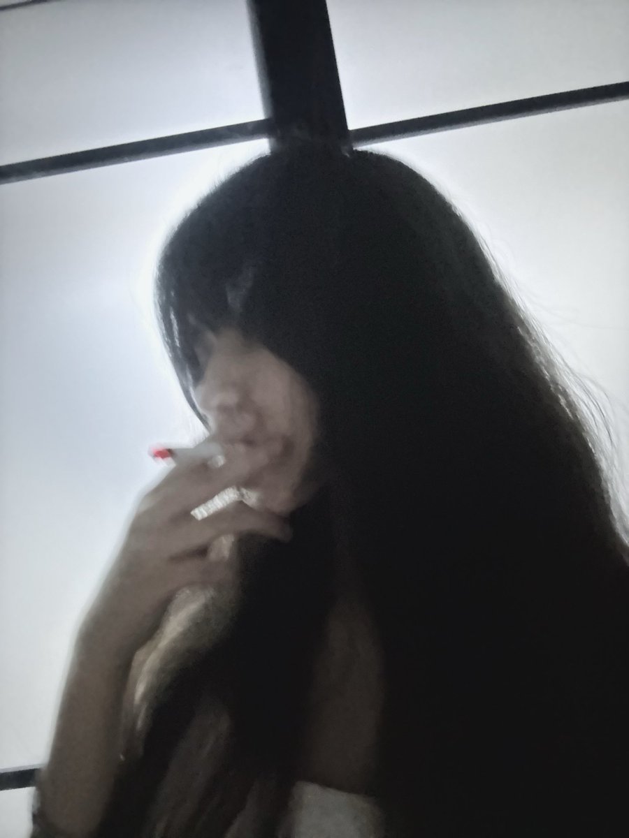 Kiyokye7's tweet photo. 老子真是忧郁的神 https://t.co/6FaB6nEVwX