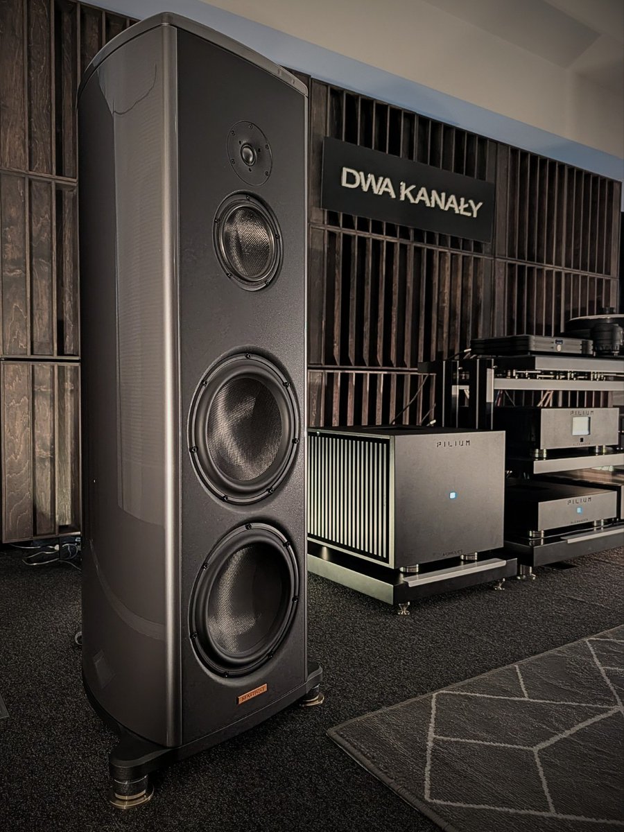 MagicoLLC's tweet photo. Magico S5s in Titanium Grey High Gloss at Audio Video Show Warsaw, held October 23–25, 2026. Presented by Magico’s Polish distributor, Dwa Kanały.

#Magico #HiFi #Loudspeakers #Poland https://t.co/kTvLYKeqhA