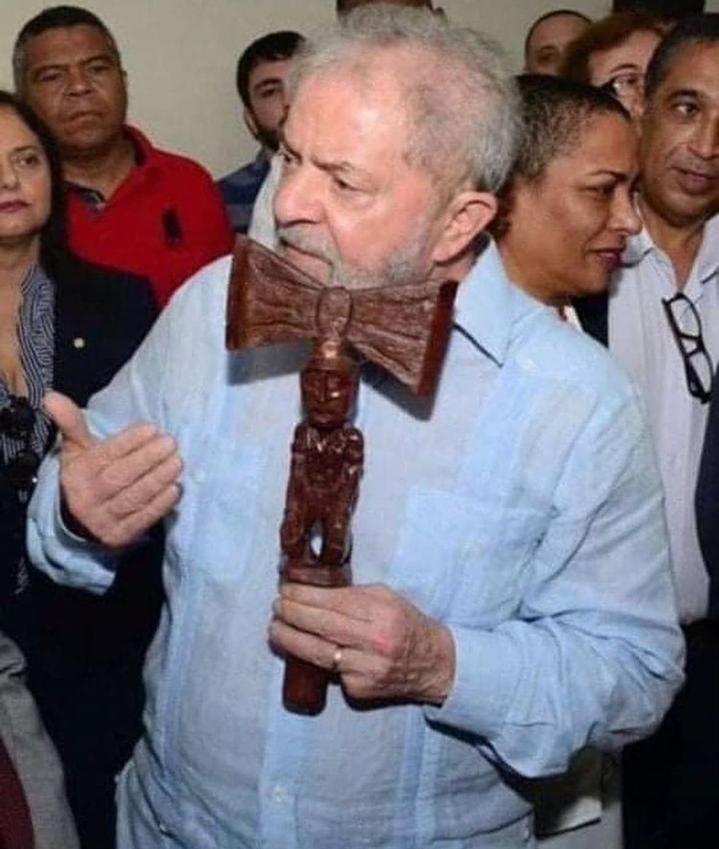 _kauawnn's tweet photo. Nossa Senhora é mãe no céu e Xangô é pai na Terra, em terras sagradas fascista não se cria! https://t.co/z7ndd5v2yg