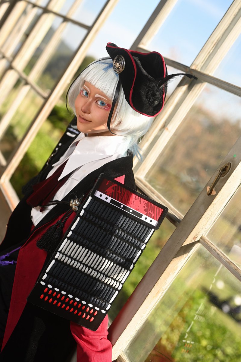 waya_cos's tweet photo. ⚠︎︎コスプレ/ cosplay

刀剣No.234

　　　　　　　　『海賊の刀』

 #明治村コス
📸:@migeruK_camera さん✨️ https://t.co/ctjo4x8lPj