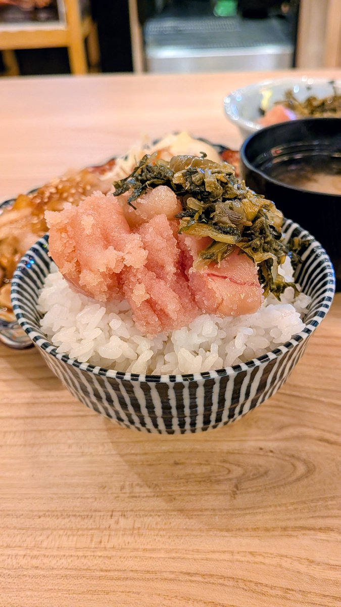 tokyo_lunch_kun's tweet photo. #つる福 （秋葉原）

ヨドバシアキバ8階にあるこちら。
他のお店がランチでも¥2000弱が多い中、こちらお店のランチなんとALL¥1000！
しかもご飯・味噌汁・明太子・高菜食べ放題付き🔥
土日も営業してるし、アキバで満腹に食べるならオススメ✨️ https://t.co/AFqSHBrKQa