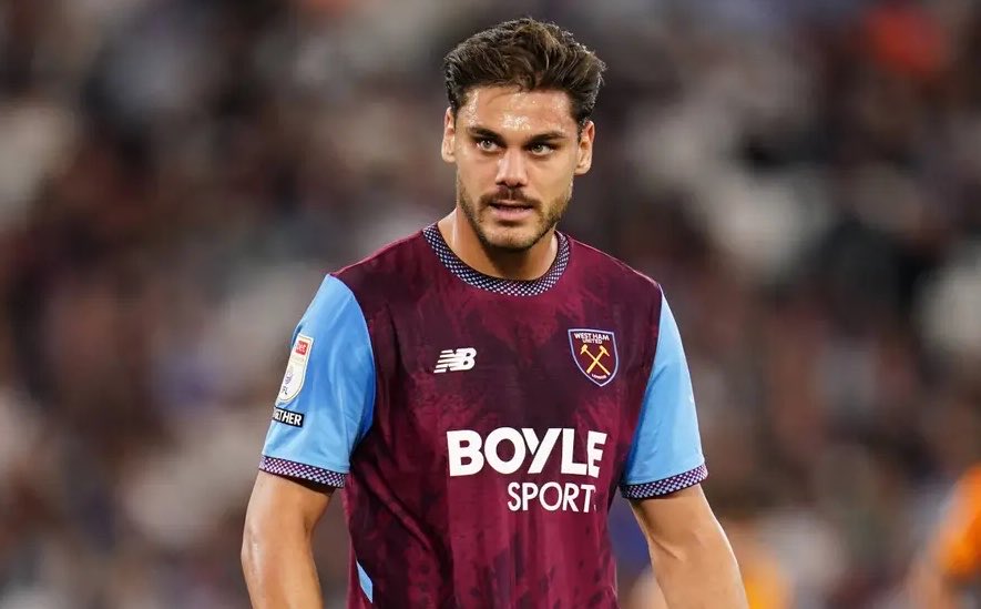 WestHamWayCom's tweet photo. 🚨 West Ham are bracing for bad news as Dinos Mavropanos has a scan on a knee injury sustained at the weekend, its been exclusively reported by ExWHUEmployee

https://t.co/hAaRWLTXFy https://t.co/DSX8PJSVTr