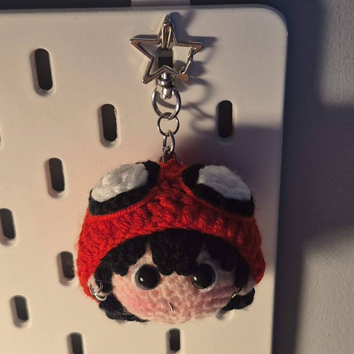vexiggukie's tweet photo. Minimini spiderkoo https://t.co/LEKQeq0TnO