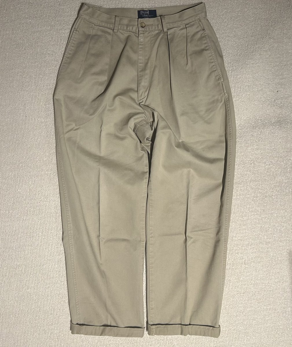 l_li_ne's tweet photo. 80〜90's 2tuck chino pants

このタグの参加券は唯一コレしかない。

USA製のラルフのチノパン。

僕に取ってチノパンの最高傑作はコレかなと思ってます。

#XRLフェス https://t.co/69dCGorku7