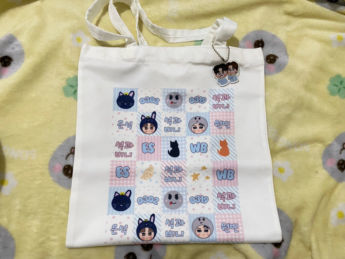 dolnendotcom's tweet photo. thank you for the freebies nyimutnya 💓 
@peviellejo @filenofili @nyanginen @doochijun 
@bzuuuina @adorewinmeta (maaf buat yang gak ke tag) https://t.co/JZRZKZoPxy