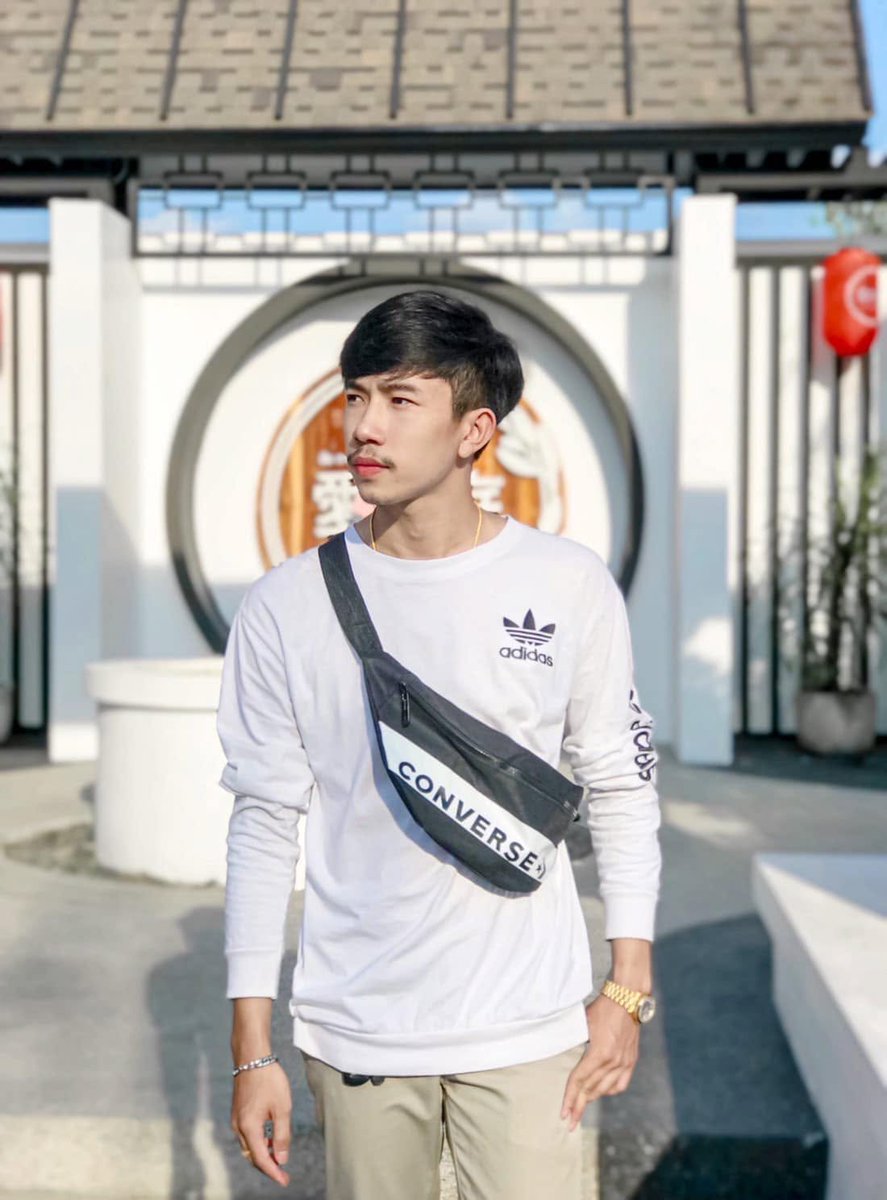 realpunnawit's tweet photo. มีไหมคนโสด 
#ขึ้นฟีดเถอะ #นิคมบางปูสมุทรปราการ #สมุทรปราการ #หนุ่มอุบล https://t.co/KaWUftAKvp