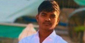 shoaib13799's tweet photo. Suleman Pathan was Muslim boy. He was lynched by mob that included his closest Hindu friends in Jamnar district in Maharashtra.
A year later, all murderers are out on bail and the trial is yet to begin. The family faces threats and setbacks. Its hopes for justice are dissipating. https://t.co/meKXhPxo1p
