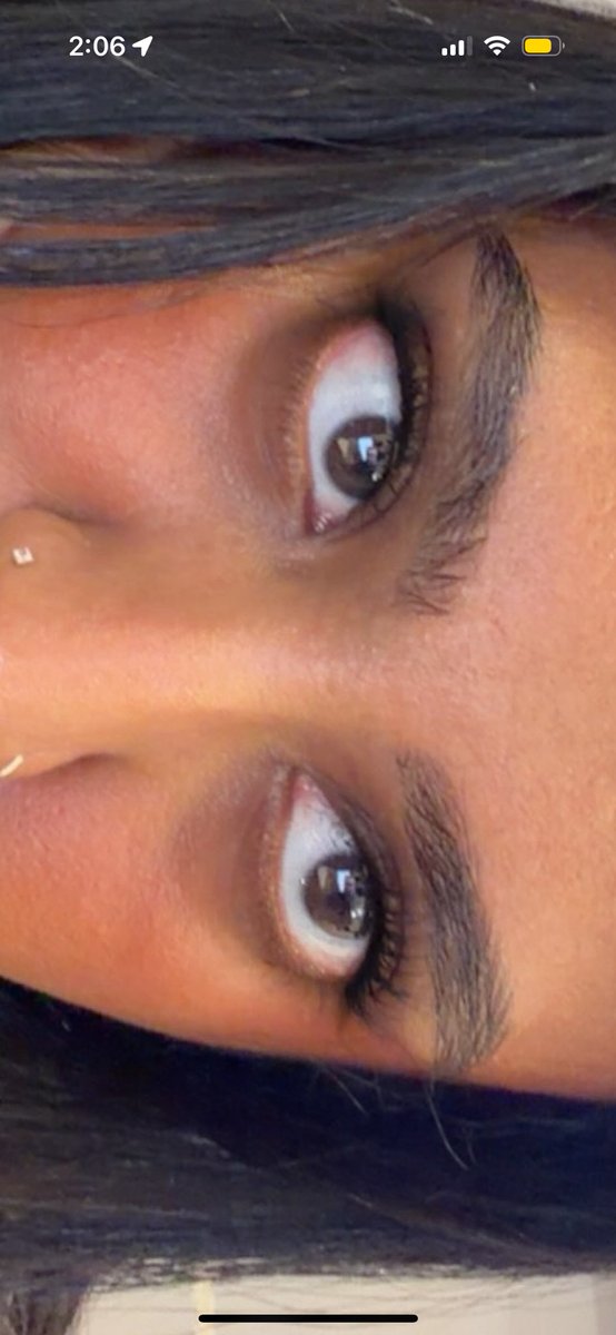 Vv19687's tweet photo. who can put their cock over her eyes? she has nutty lips too dm and trib to see more https://t.co/unmK6mcckd